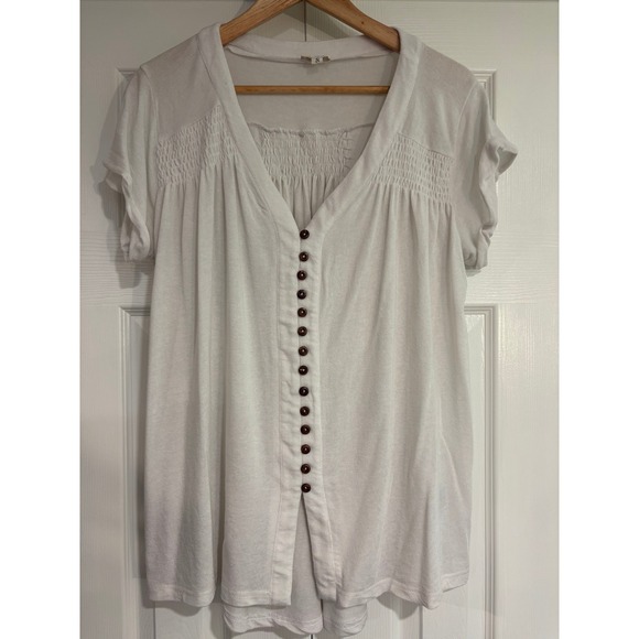 POL Tops - POL Ivory Short Sleeve Blouse Button Front Wool Blend Flowy Women's Small